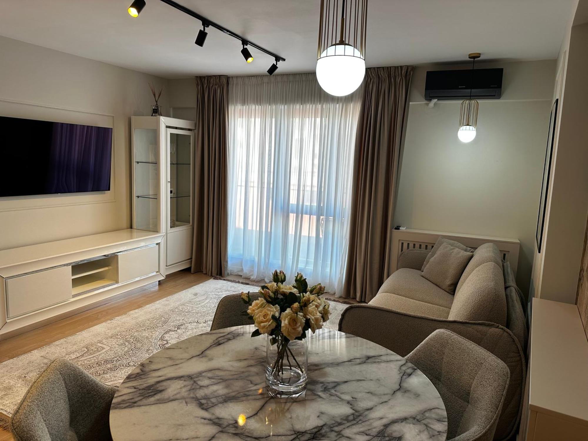 Apartament Luxury 2br With Free Parking Herastrau Bucureşti